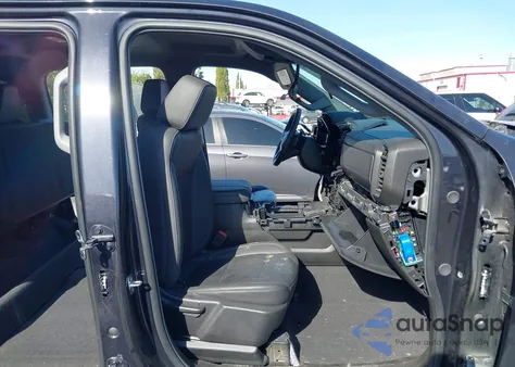 2024 Chevrolet Silverado 1500 4Wd Short Bed Rst z USA, uszkodzony, nr VIN 2GCUDEED0R1153509